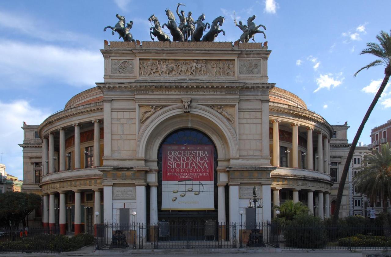 Piazza Politeama Apartment Palermo Exterior photo